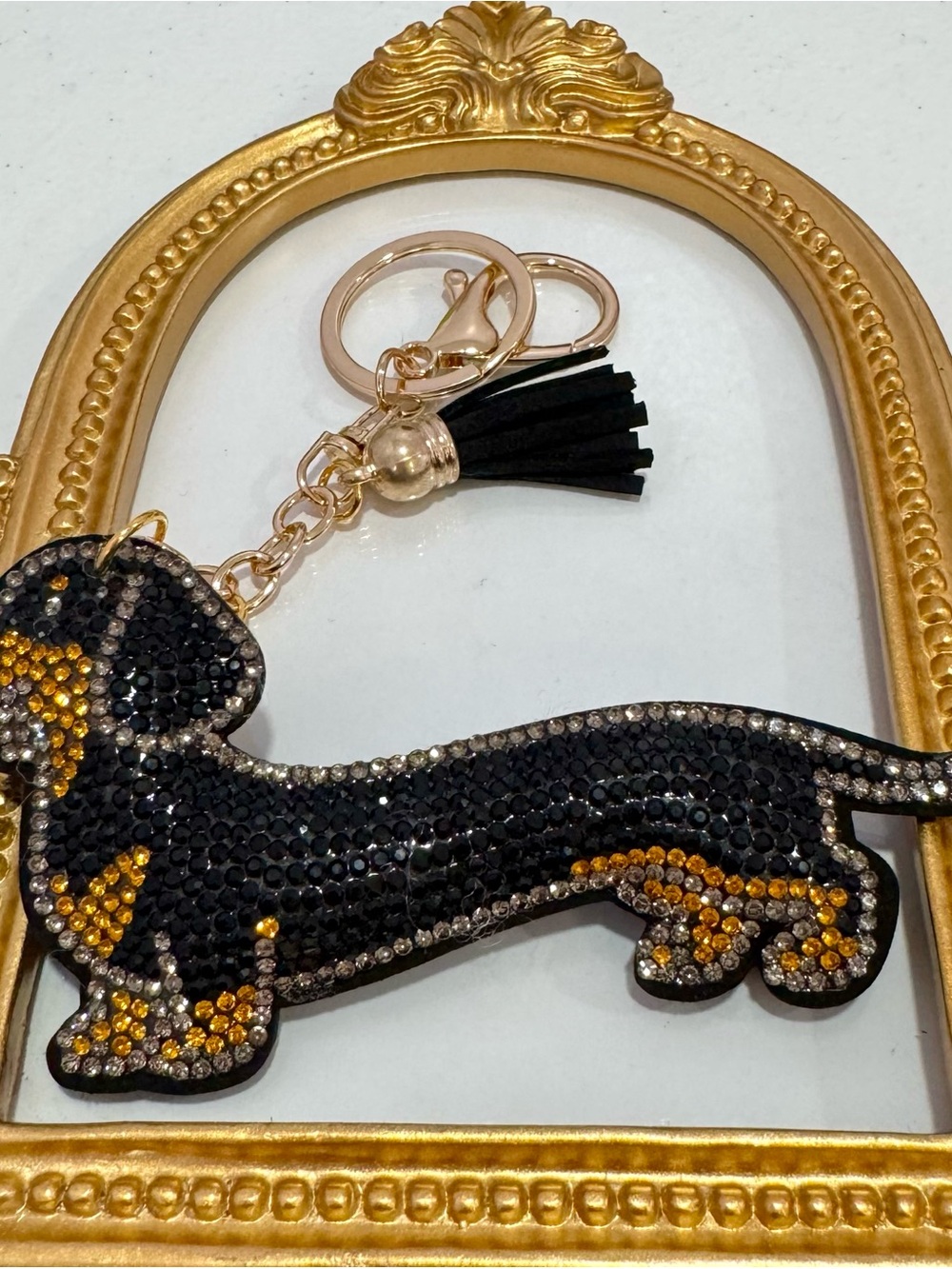 New Crystal Dachshund Keychain - Black & Gold - Picture 3 of 6